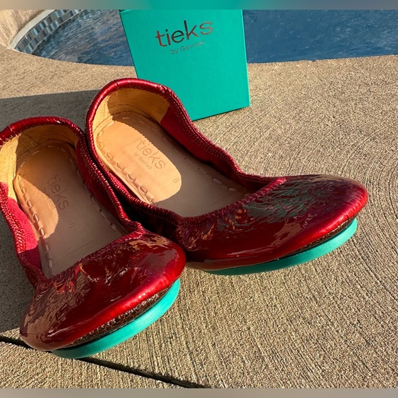 Red Diamond Tieks Special Edition - Picture 4 of 8